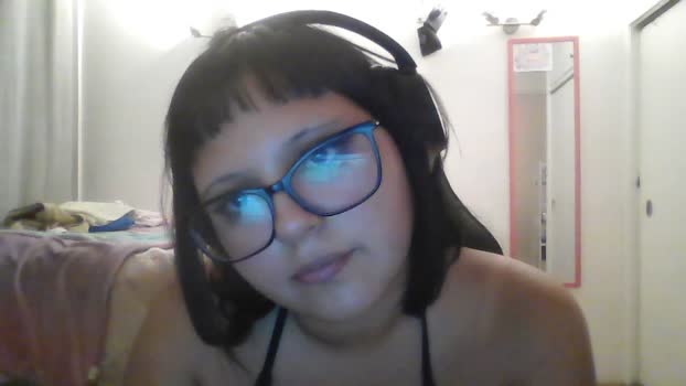 kittygatita666 legs Webcam SHOW @ Cam4 17-12-2025