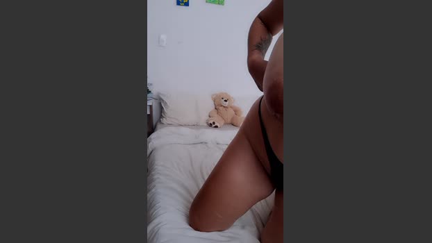 CrazyMom69 spanking Webcam SHOW @ Cam4 17-12-2025