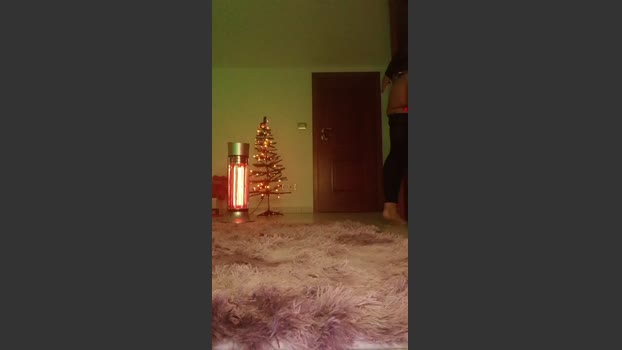 Adelaide986 bigcock Webcam SHOW @ Cam4 18-12-2025