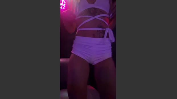ferr183 strip Webcam SHOW @ Cam4 19-12-2025