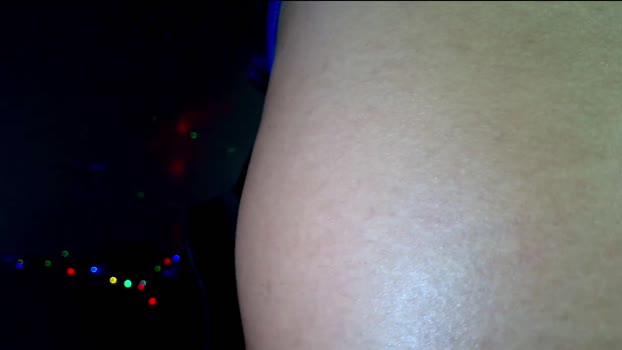 Isahotwife spanking Webcam SHOW @ Cam4 19-12-2025