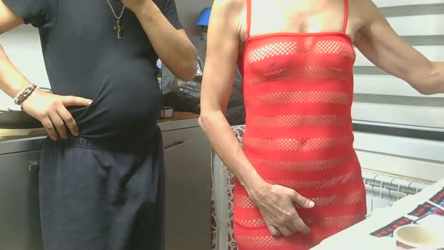 Couplemilf2 suck Webcam SHOW @ Cam4 21-12-2025