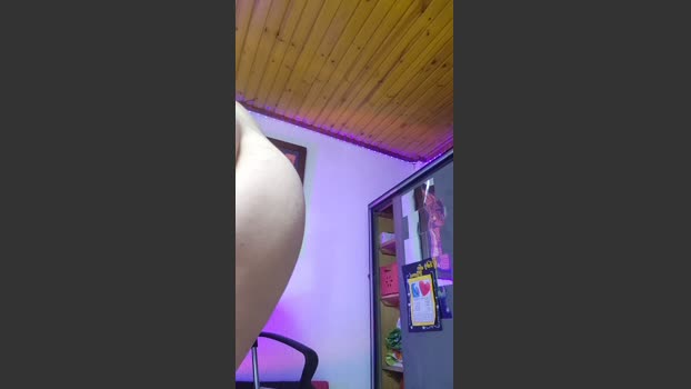 Lucci_Lovee big Webcam SHOW @ Cam4 23-12-2025