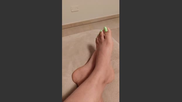 TinyJasmine naked Webcam SHOW @ Cam4 22-12-2025
