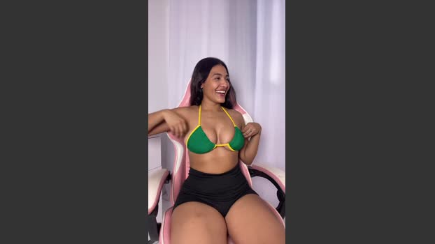 laura2041 sexybody Webcam SHOW @ Cam4 23-12-2025