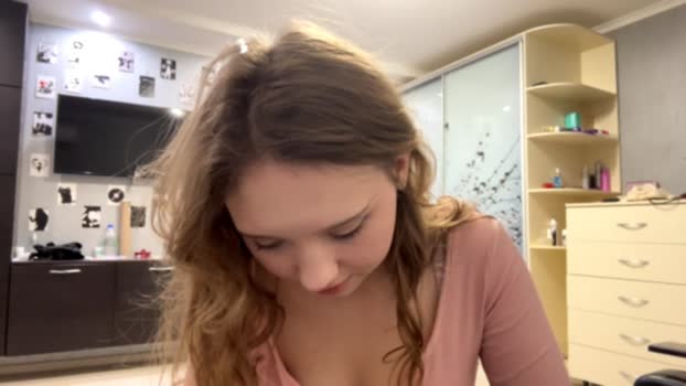 NidiaButtner suck Webcam SHOW @ Cam4 24-12-2025