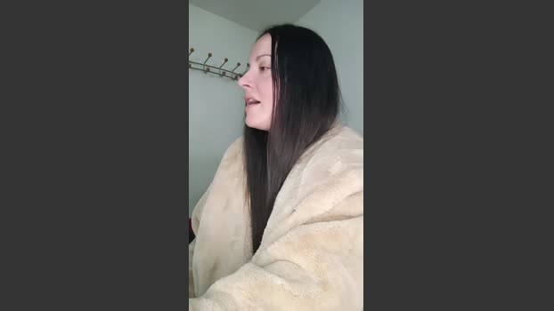 FoxySpanks sexy Webcam SHOW @ Cam4 01-01-2026