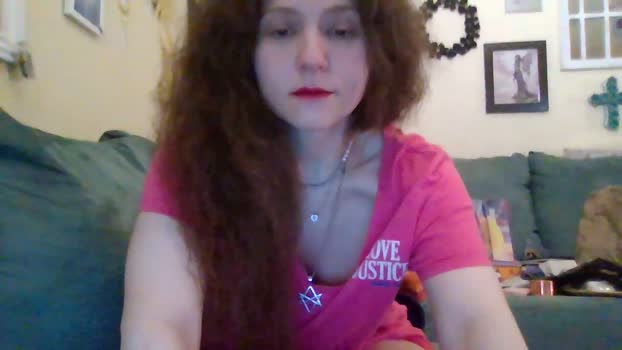 QueenCrimson strip Webcam SHOW @ Cam4 01-01-2026