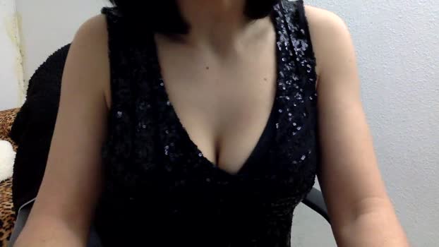 gatitaflakita yummy Webcam SHOW @ Cam4 01-01-2026