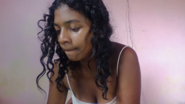 Aniella77 fuckface Webcam SHOW @ Cam4 02-01-2026