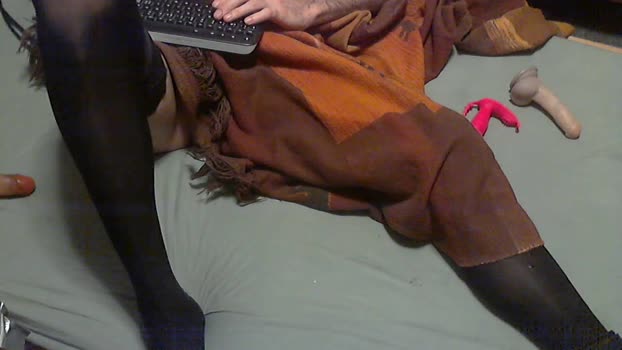 heidi28 pussy Webcam SHOW @ Cam4 02-01-2026