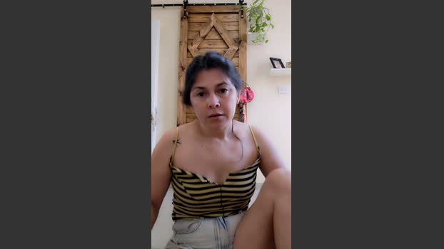 soymariposa20 strip Webcam SHOW @ Cam4 01-01-2026