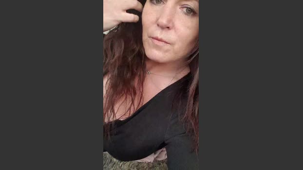 Desiree1951 fingering Webcam SHOW @ Cam4 04-01-2026