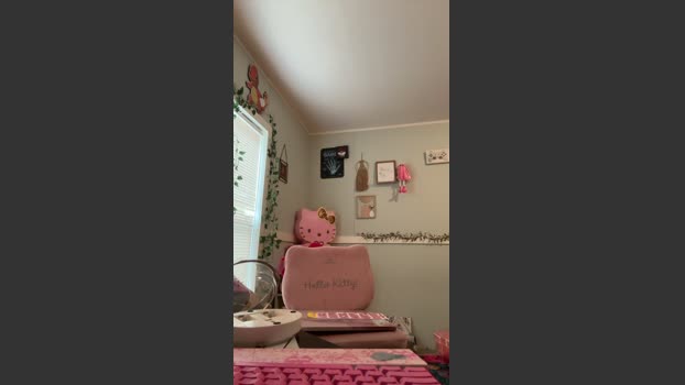 prettipluto hot Webcam SHOW @ Cam4 03-01-2026