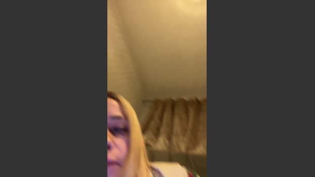 Whiteyyy1 Wet Webcam SHOW @ Cam4 04-01-2026