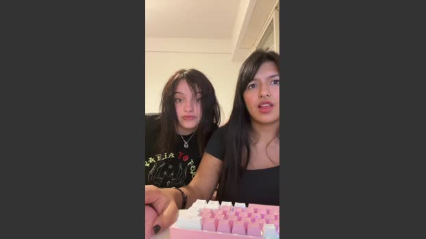 Tj_martitontita sucktits Webcam SHOW @ Cam4 13-01-2026