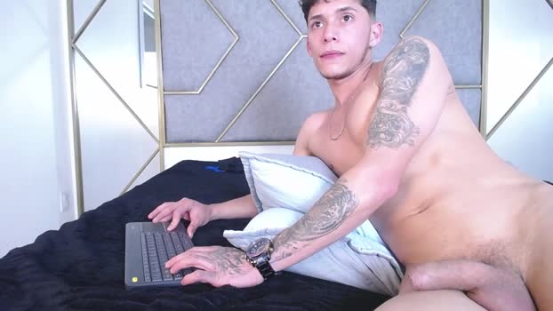 AndyliveandSofi fingers Webcam SHOW @ Cam4 14-01-2026