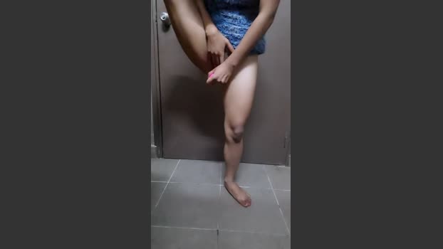 NickiFrenchy beauty Webcam SHOW @ Cam4 14-01-2026