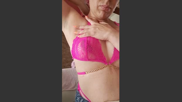 HotMiaSeduce beauty Webcam SHOW @ Cam4 15-01-2026