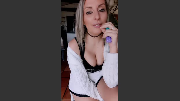 Jade_emeraud fingers Webcam SHOW @ Cam4 15-01-2026