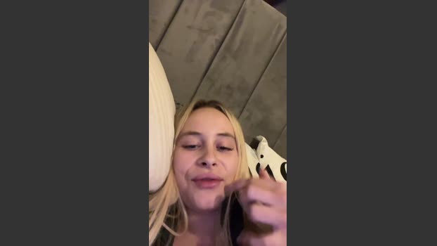 Whiteyyy1 big Webcam SHOW @ Cam4 15-01-2026