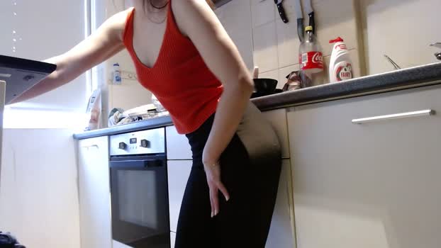 ally98 yummy Webcam SHOW @ Cam4 15-01-2026