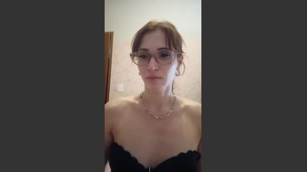 Irresistible34 legs Webcam SHOW @ Cam4 19-01-2026