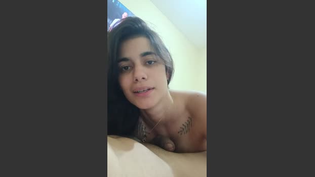 mamamiabr2 kissing Webcam SHOW @ Cam4 22-01-2026