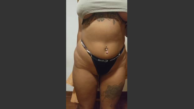 Maricba2 lickpussy Webcam SHOW @ Cam4 28-01-2026