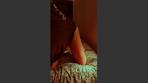 Camilita_666 spanking Webcam SHOW @ Cam4 28-01-2026