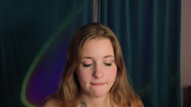 EllamaeWerley skinny Webcam SHOW @ Cam4 31-01-2026