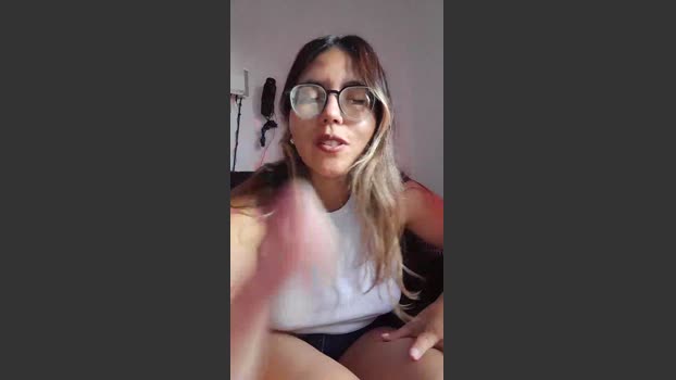 valebeltran26 bigboobs Webcam SHOW @ Cam4 30-01-2026