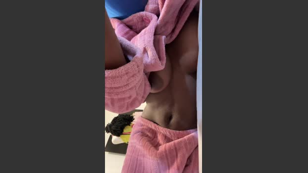 Clarisse0 fuckher Webcam SHOW @ Cam4 01-02-2026