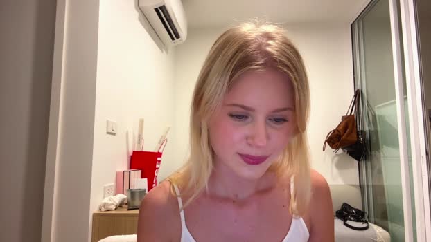LeliaHier sweet Webcam SHOW @ Cam4 02-02-2026