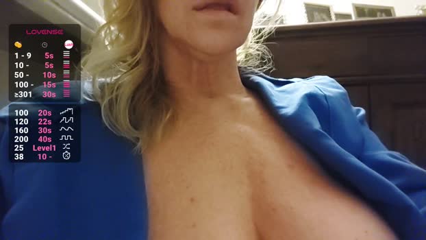 susylux20 fuckher Webcam SHOW @ Cam4 01-02-2026