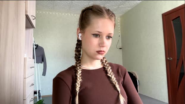 RaguelFoots beauty Webcam SHOW @ Cam4 04-02-2026