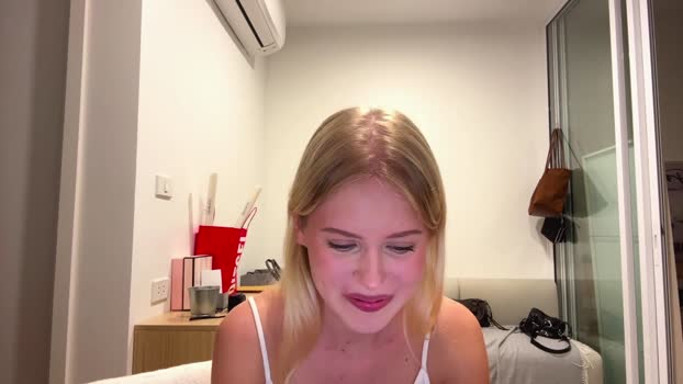 LeliaHier big Webcam SHOW @ Cam4 05-02-2026