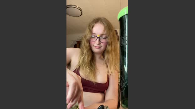 sweetellaluv33 ass Webcam SHOW @ Cam4 09-02-2026