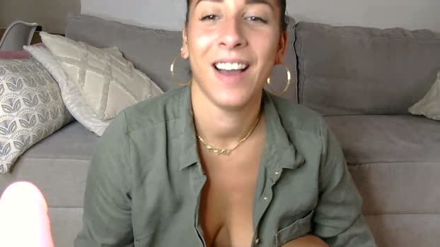 Lyly_laurensaa Recorded Webcam SHOW @ Cam4 10-02-2026