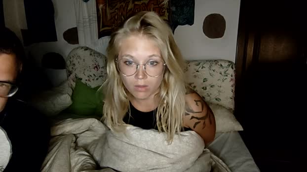 lionscage cute Webcam SHOW @ Cam4 10-02-2026