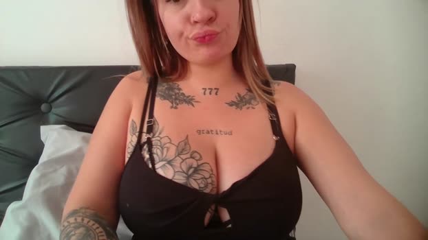 queensoledad suckshow Webcam SHOW @ Cam4 11-02-2026