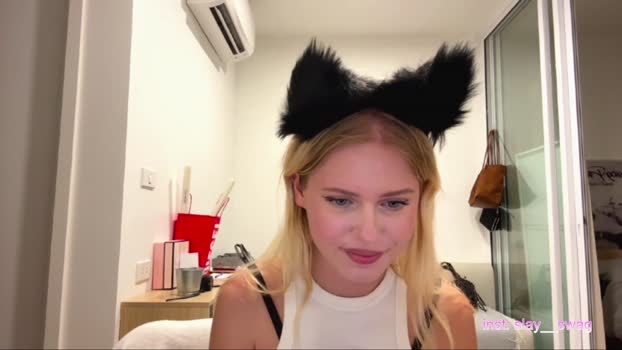 LeliaHier striptease Webcam SHOW @ Cam4 13-02-2026