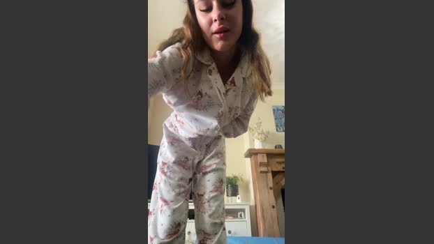 Roxy_roo2601 lick Webcam SHOW @ Cam4 13-02-2026