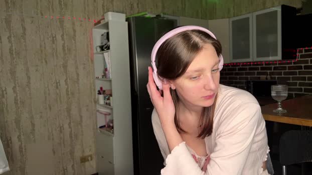 VanessaKnittel sex Webcam SHOW @ Cam4 13-02-2026