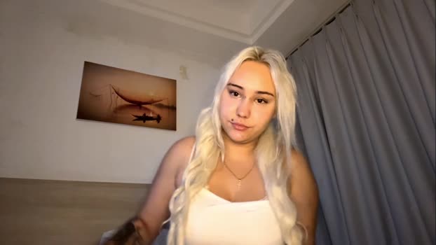 VickieMention suckshow Webcam SHOW @ Cam4 13-02-2026