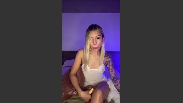valencampx wank Webcam SHOW @ Cam4 13-02-2026