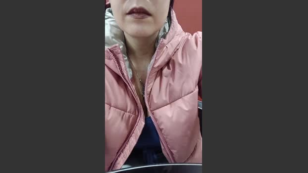 Adelaide986 squirt Webcam SHOW @ Cam4 14-02-2026