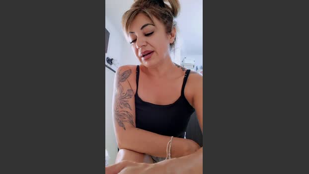 Belu_milf sweet Webcam SHOW @ Cam4 13-02-2026