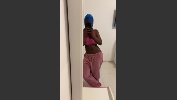 Clarisseee XXX Webcam SHOW @ Cam4 13-02-2026
