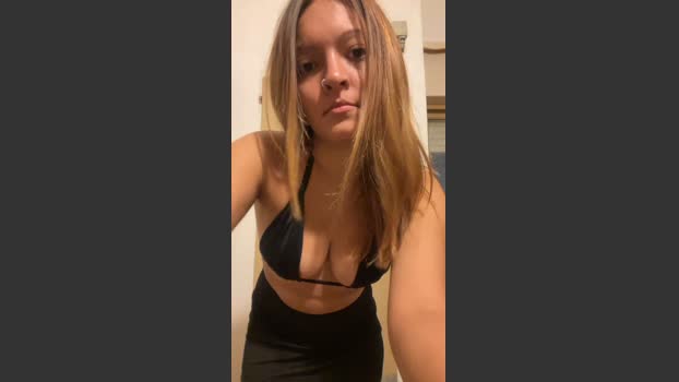 lucilu66 tits Webcam SHOW @ Cam4 14-02-2026